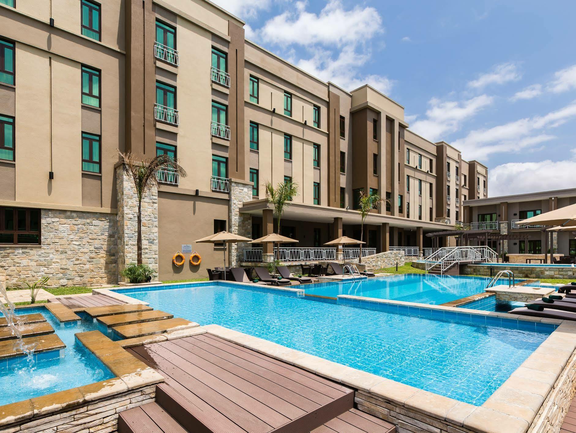Alliance Hotel By Eagles Sekondi-Takoradi Екстериор снимка